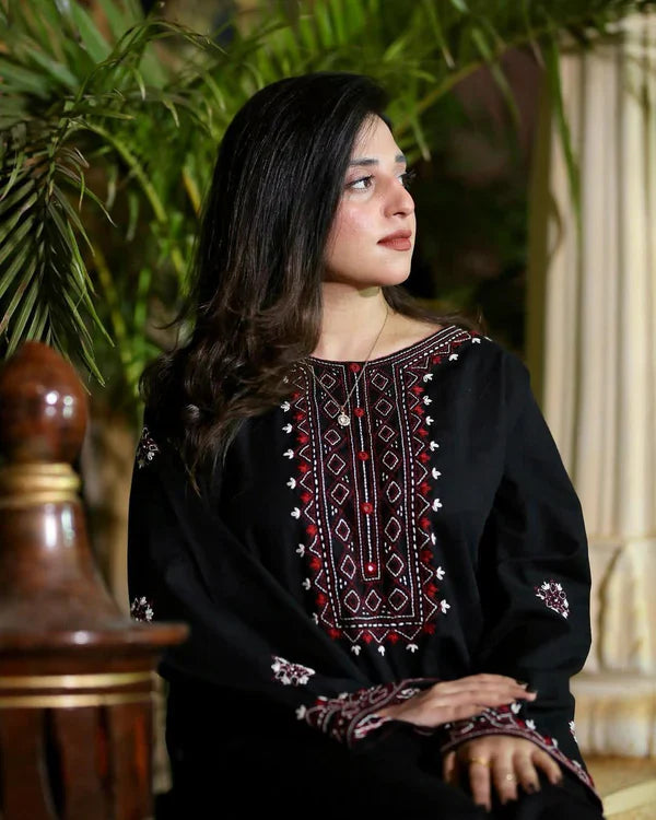 BLACK LUXE EMB 2Pc - Stylosefashion